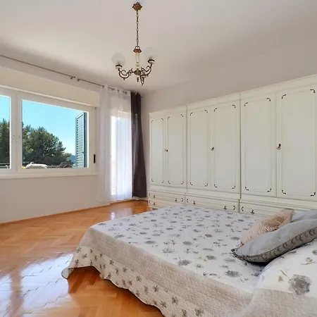 Mar Deluxe Apartment Trogir