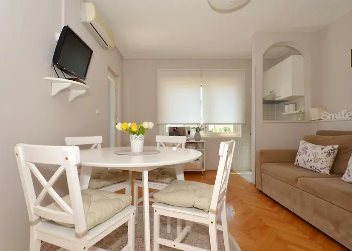 Mar Deluxe アパート *