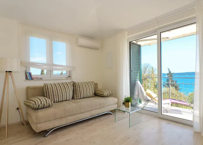 Mar Deluxe アパート