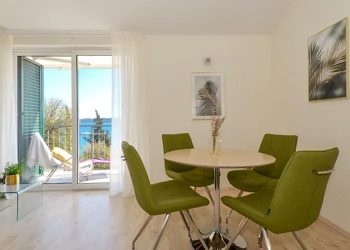 Mar Deluxe アパート *